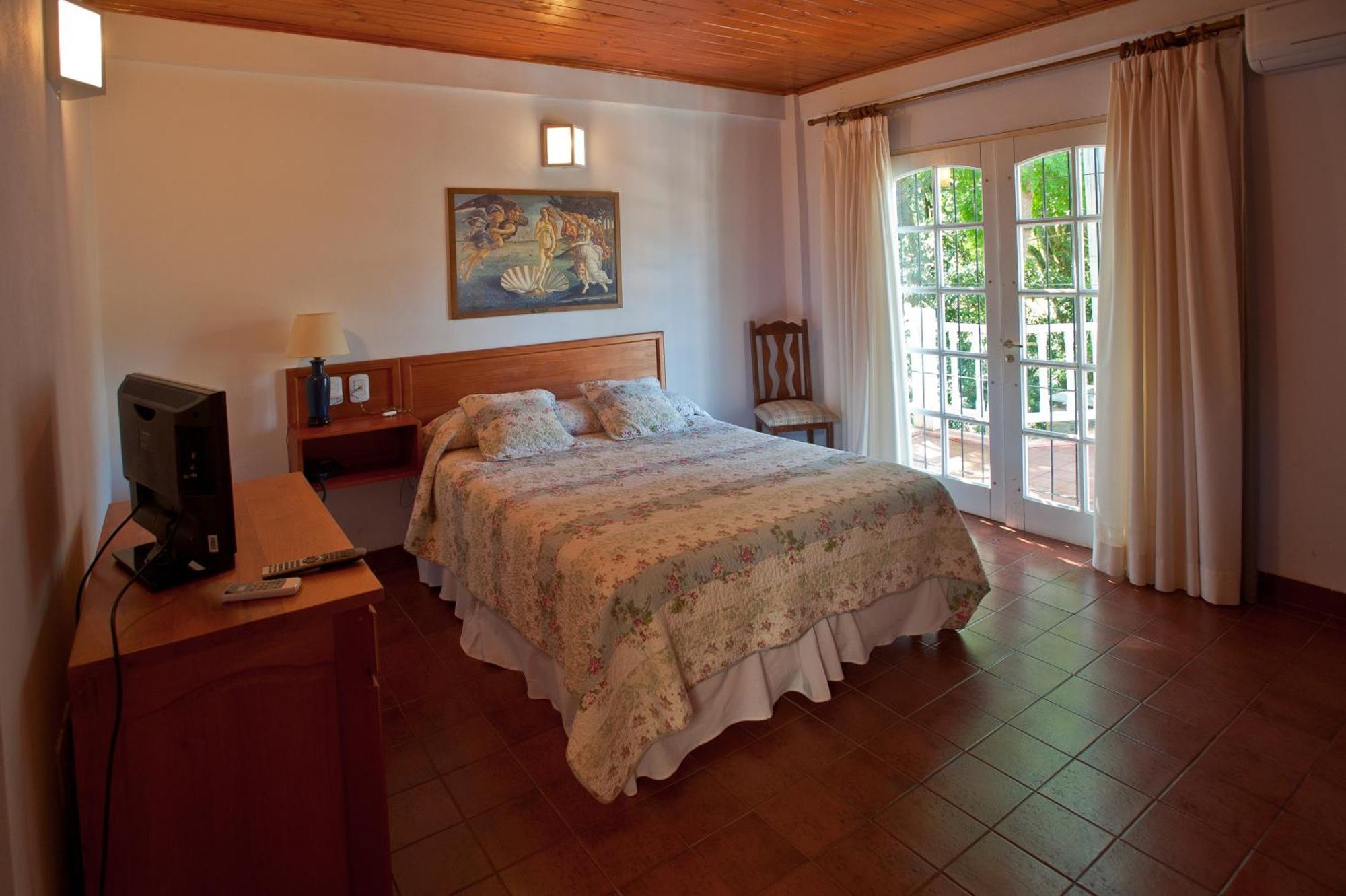 Hotel Posada La Sorgente Puerto Iguazú Esterno foto