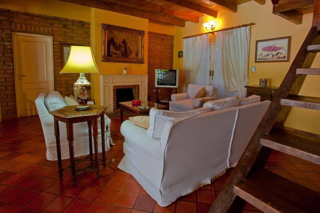 Hotel Posada La Sorgente Puerto Iguazú Esterno foto