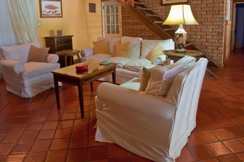 Hotel Posada La Sorgente Puerto Iguazú Esterno foto